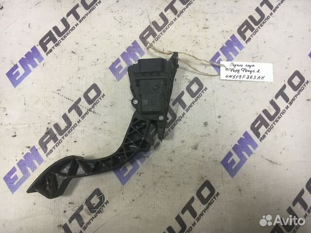 Педаль газа Форд Фокус 2