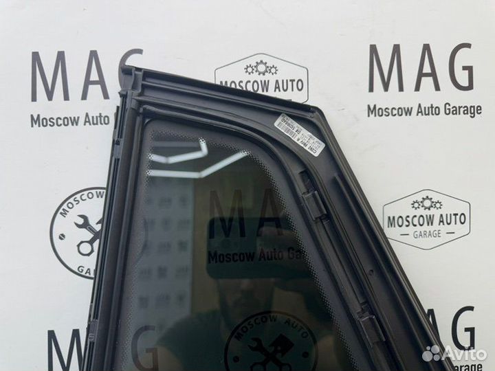 Форточка двери задняя правая Mercedes-Benz Gle