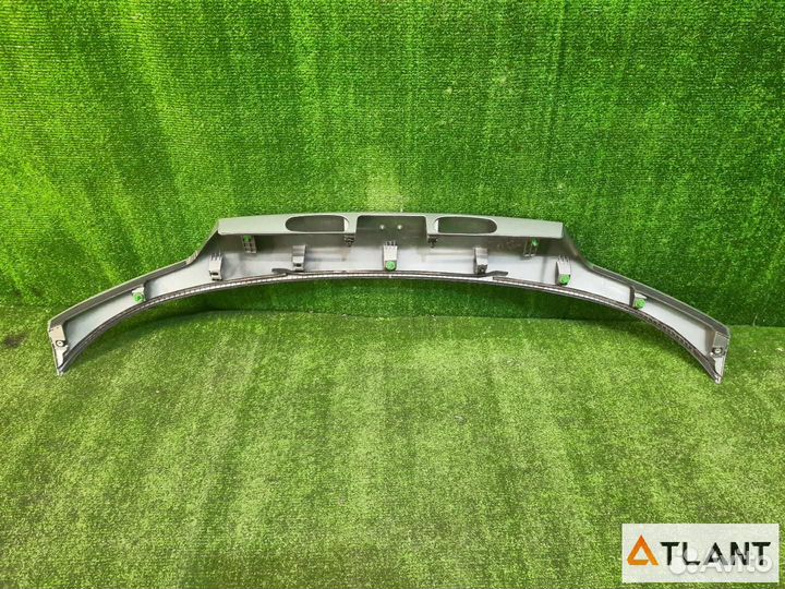 Обшивка двери багажника honda vezel