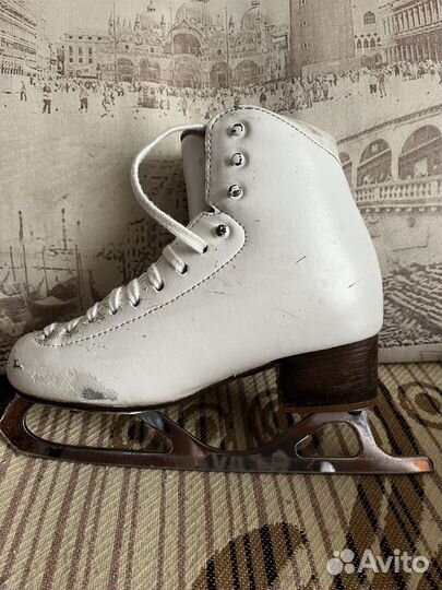 Фигурные коньки risport rf3 pro