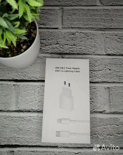 Быстрая зарядка блок+кабель на iPhone 20w