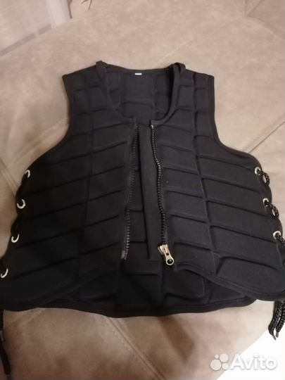 Жилет для конного спорта