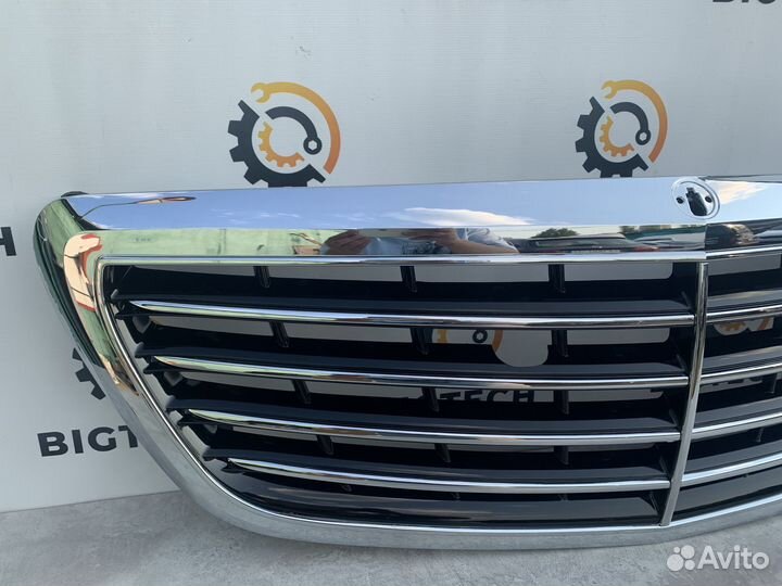 Решетка радиатора Mercedes W222 A2228800083