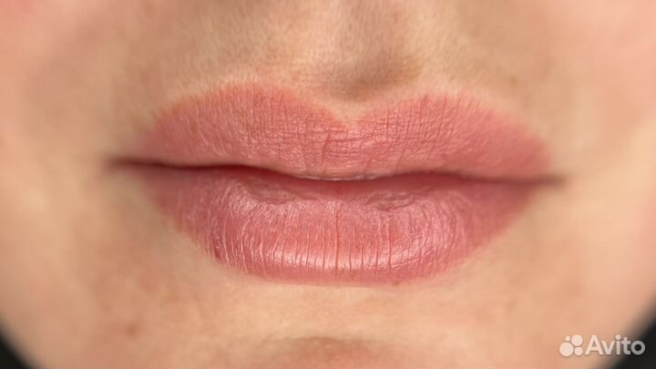 Модель на перманентный макияж