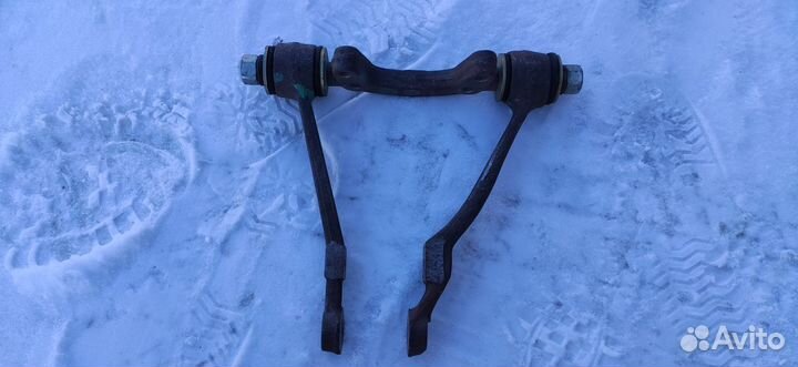 Продам рычаг передней подвески Волга