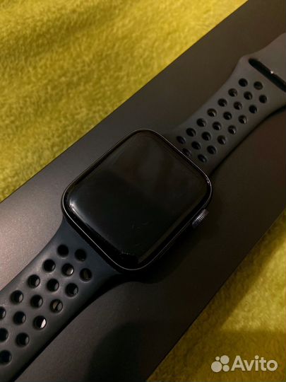 Apple watch SE Nike 44mm