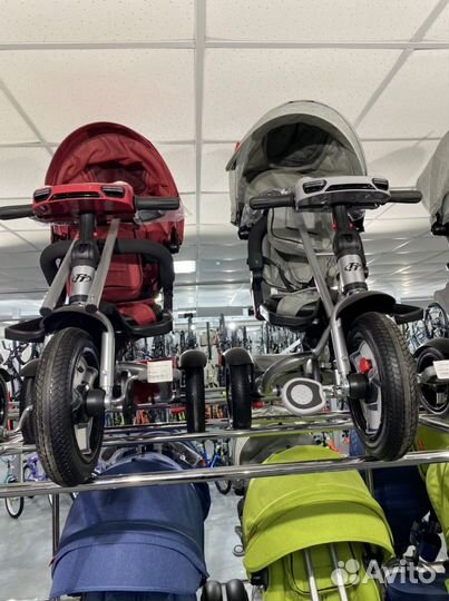 Велосипед трехколесный Luxury