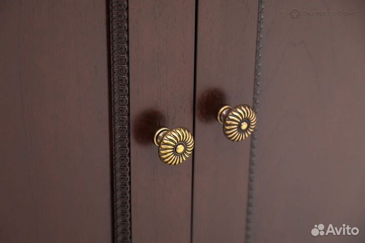 Столы для переговоров Doge