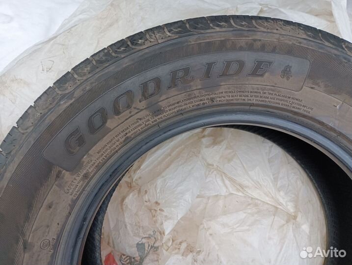 Goodride SU318 H/T 245/65 R17 107T