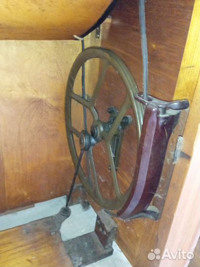 Швейная машина Подольск ножная