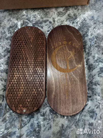 Доска садху из Сибирского кедра с медными гвоздями