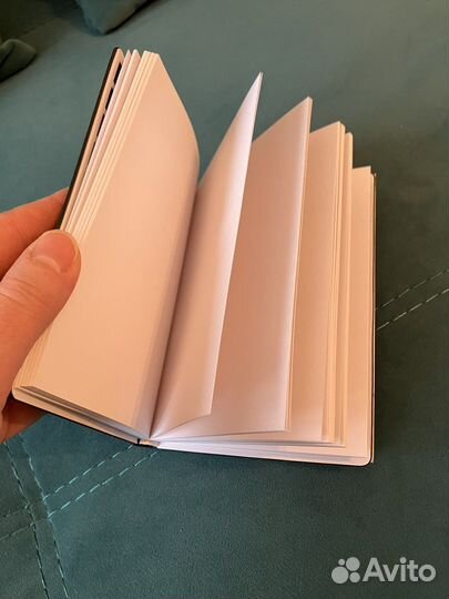 Givenchy блокнот