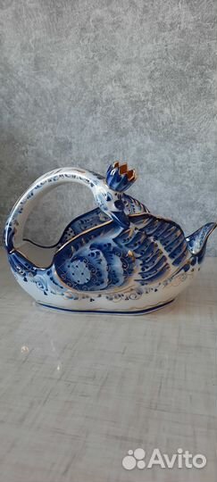 Конфетница лебедь