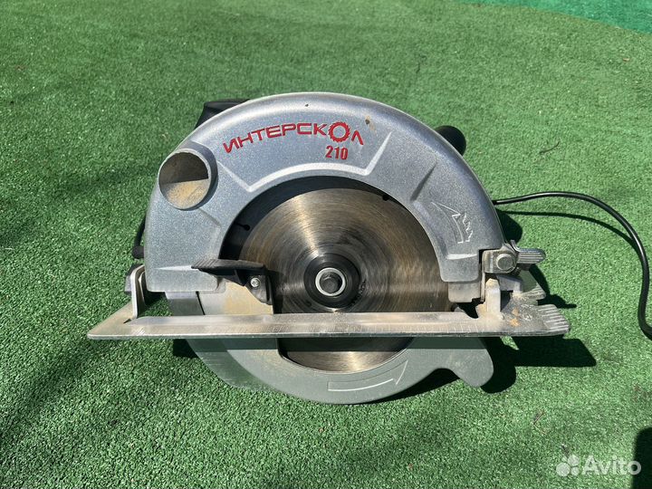 Пила дисковая Интерскол 190/2100