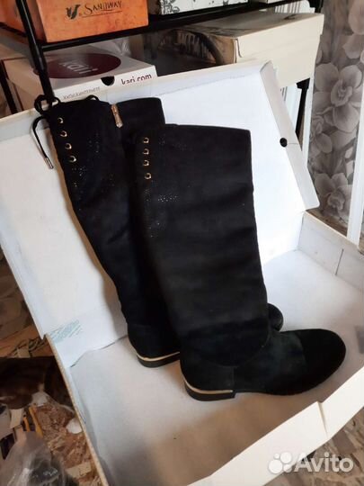 Женские зимние сапоги