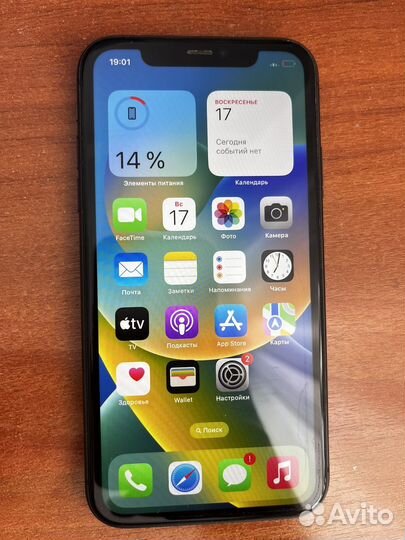 iPhone 11, 64 ГБ