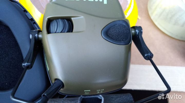 Наушники Howard Leight Impact Sport зеленые