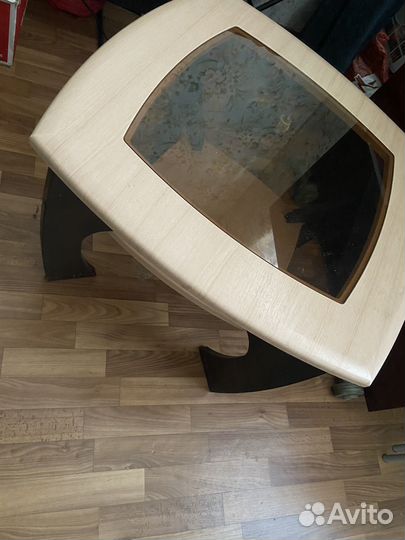 Журнальный столик