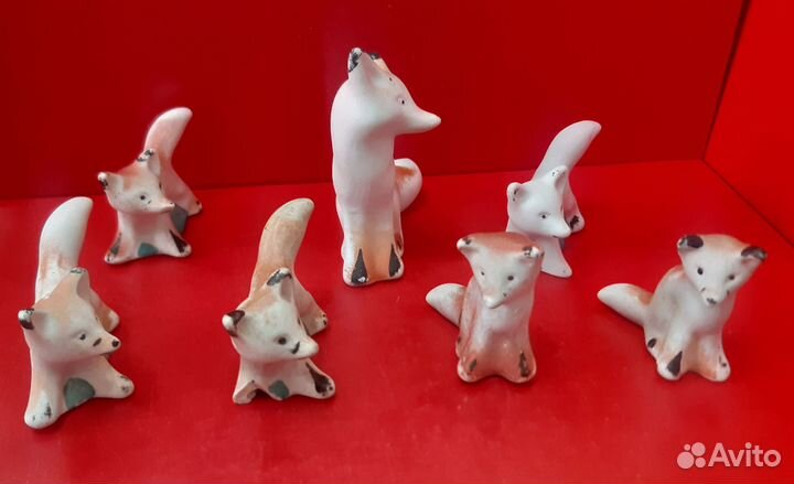 Фарфоровая композиция Лиса и лисята. Гжель 7 штук
