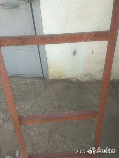 Железная лестница