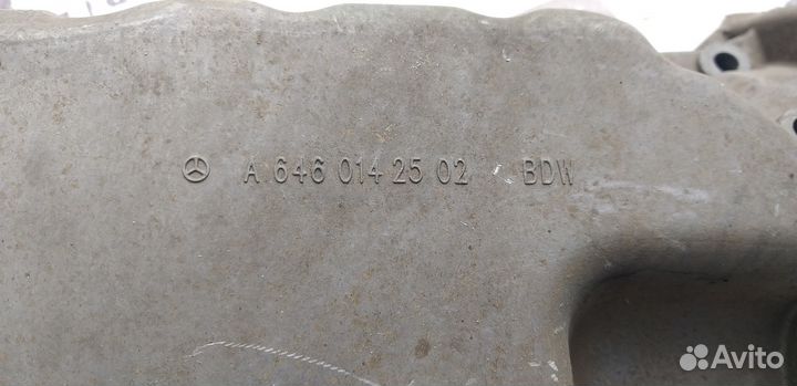 Поддон масляный Mercedes Benz Vito