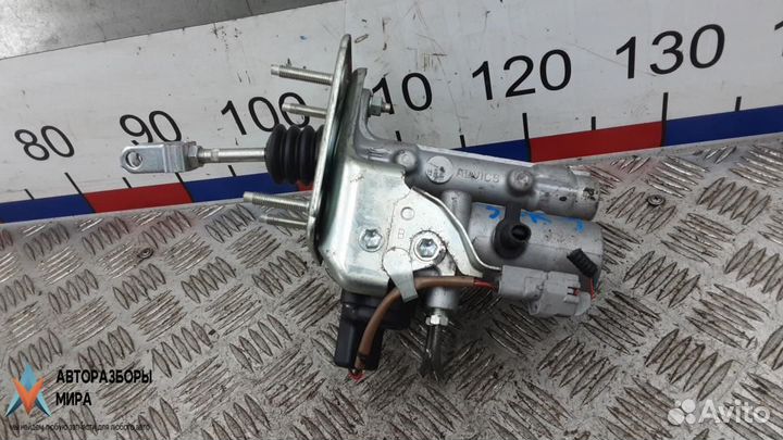 Цилиндр тормозной главный Lexus LS 4 2007