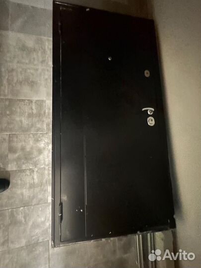 Дверь входная металлическая