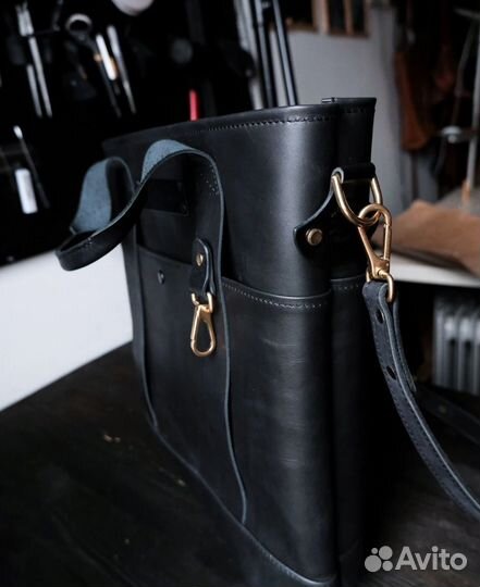 Мужская кожаная сумка ручной работы