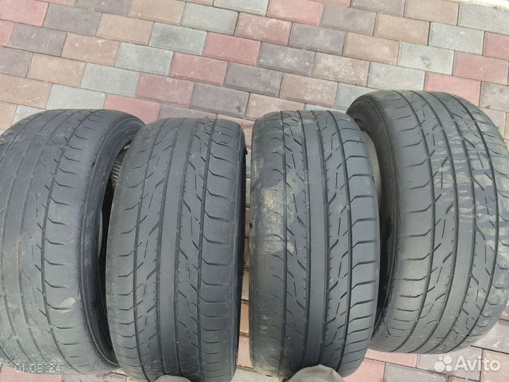 Toyo DRB 225/45 R17