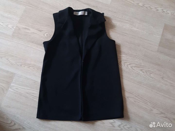 Жилет школьный доя девочки 128р