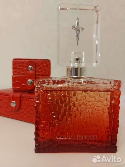 Cesare Paciotti, оригинал