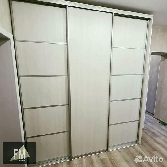 Шкаф купе стильный