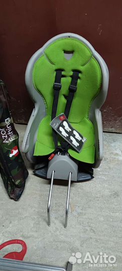 Велокресло детское серо-зеленое kiss medium Hamax