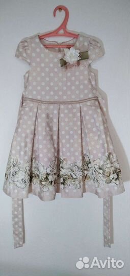 Платье праздничное для девочки 104 см