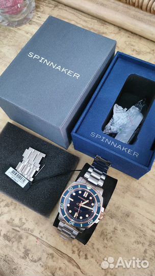 Дайверские часы Spinnaker Hull Diver Patriot Blue