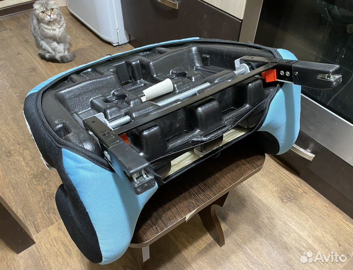 Автокресло бустер isofix