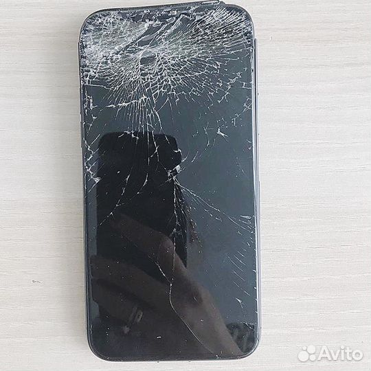 Покупка битых дисплеев на iPhone