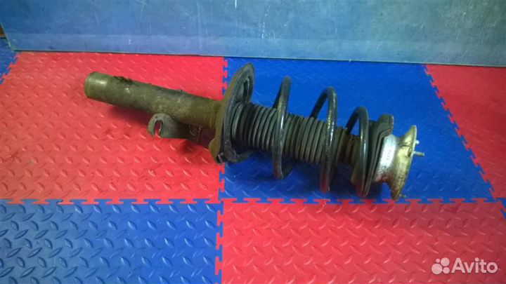 Стойка амортизационная передняя левая BMW X3 E83