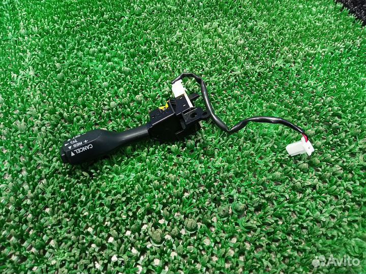 Кронштейн крепления генератора Mitsubishi L200