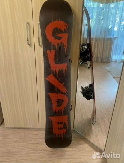 Доска для сноуборда с креплениями