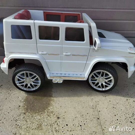 Детский электромобиль Mercedes-Benz G65 AMG