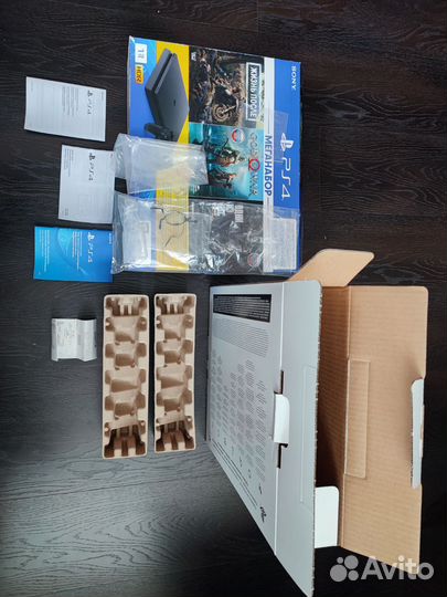 Коробка от Sony PlayStation PS4 slim 1Tb