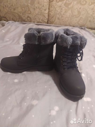 Ботинки женские осенне- зимние.новые 36р