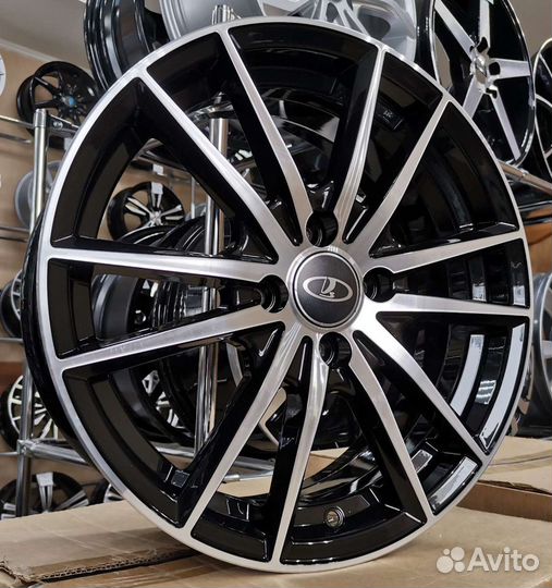 LADA Vesta, Largus R16 новые