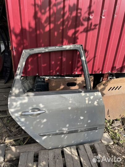 Дверь renault scenic