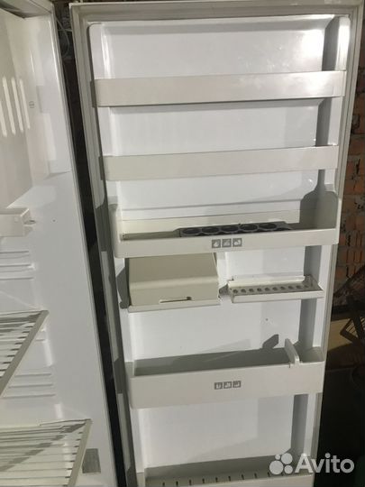 Холодильник бу stinol