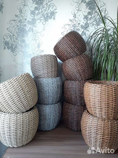 Кашпо из полиротанга