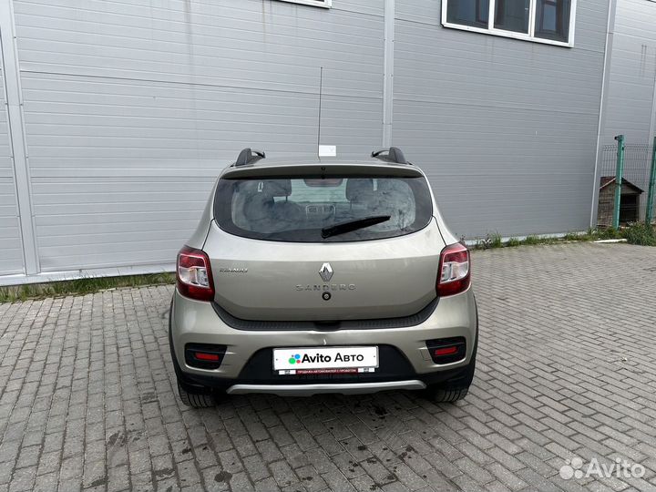 Renault Sandero Stepway 1.6 МТ, 2015, 118 003 км