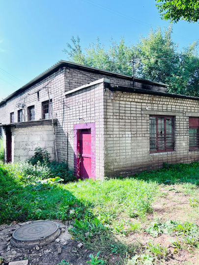 Свободное назначение, Есенина ул., 3а