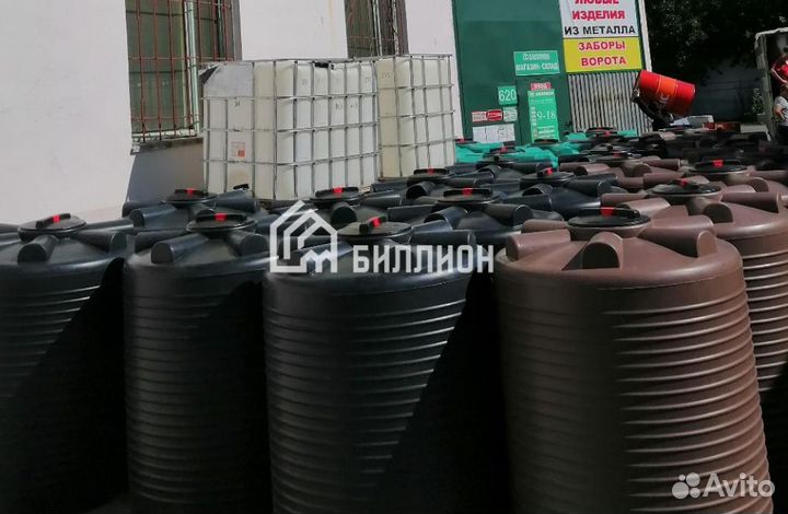 Бочка 1000 л. новая, черная